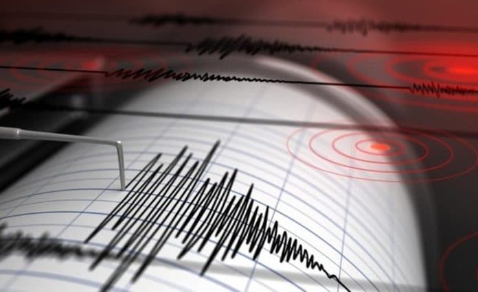gempa_di_perbatasan_gansu_qinghai_china_tewaskan_111_orang