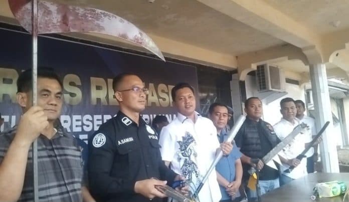 geng_motor_ditangkap_usai_konvoi_di_jalan_dan_serang_rumah_warga_asahan