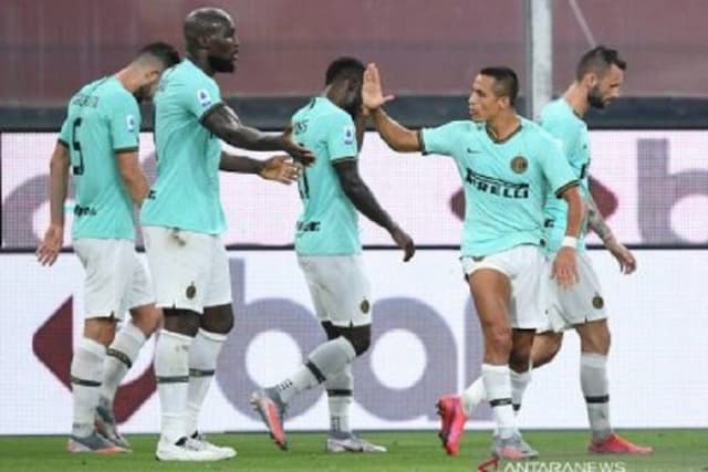 genoa_terjungkal_dihajar_inter_3_0_menekan_juventus_berburu_scudetto