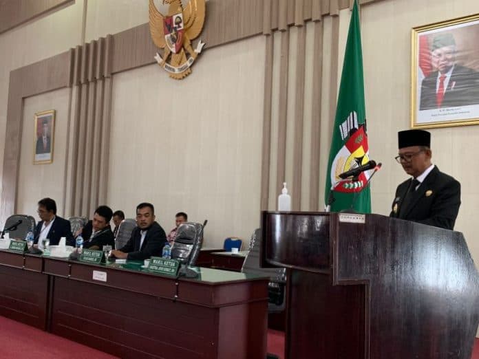 gerindra_tolak_setujui_rancangan_p_apbd_simalungun_wakil_bupati_pekerjaan_tetap_berjalan
