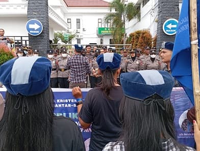 gmki_siantar_simalungun_minta_kejari_segera_tuntaskan_kasus_dugaan_korupsi_balei_merah_putih