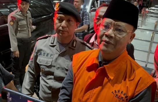 gubernur_bengkulu_rohidin_mersyah_janji_kooperatif_usai_ditahan_kpk