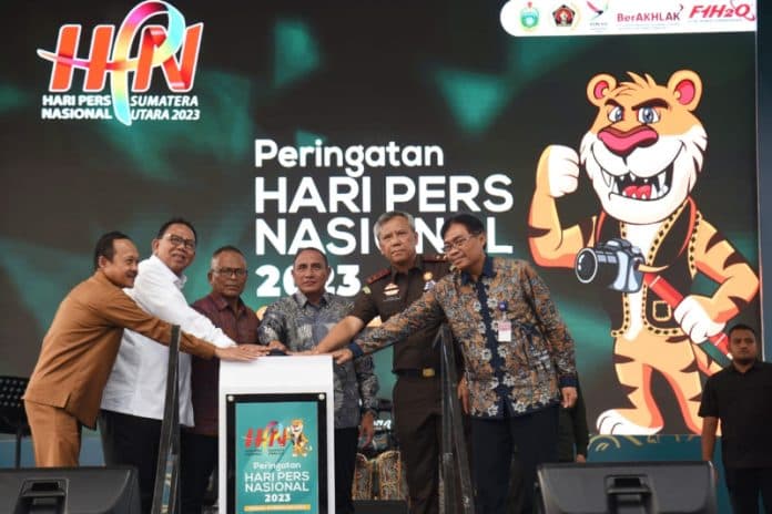 gubernur_edy_rahmayadi_buka_pameran_hari_pers_nasional_2023