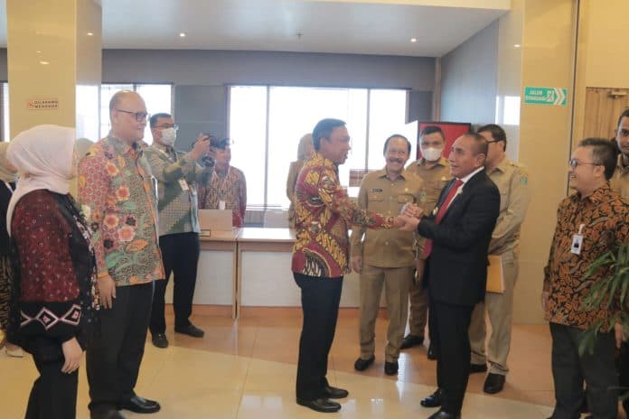 gubernur_edy_rahmayadi_minta_bank_sumut_perkuat_ekspansi_untuk_pemasukan_daerah