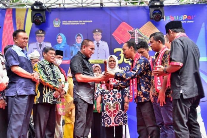 gubsu_beri_dukungan_penuh_penataan_dan_pembangunan_situs_benteng_putri_hijau