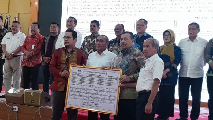 gubsu_tegur_8_pemkab_yang_masuk_zona_merah_standar_pelayanan_publik