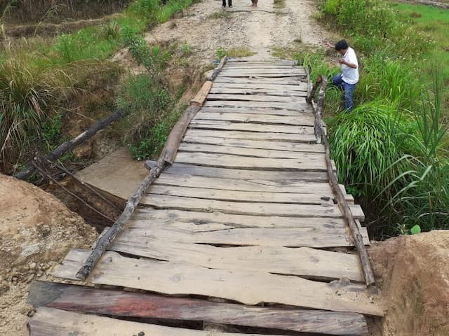 gunakan_dana_desa_proyek_bronjong_hanya_bertahan_3_hari