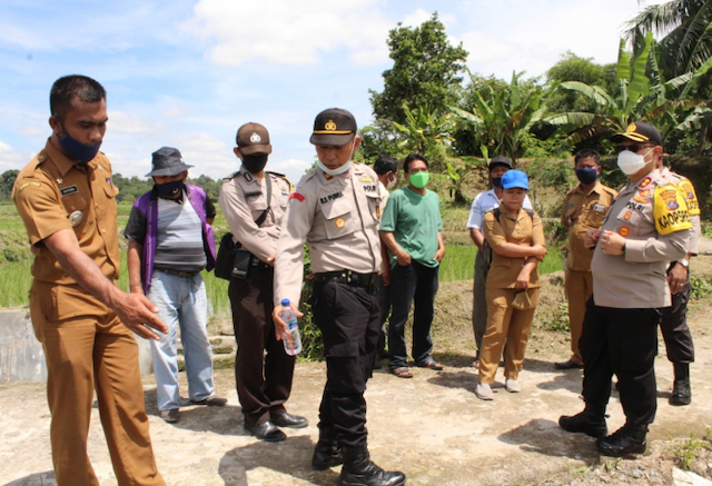 hadapi_covid_19_polres_siantar_bentuk_kampung_paten