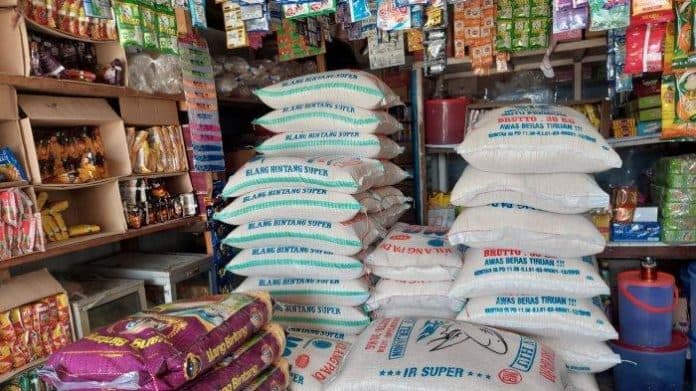harga_beras_dan_bahan_pokok_naik_di_medan_ini_penyebabnya