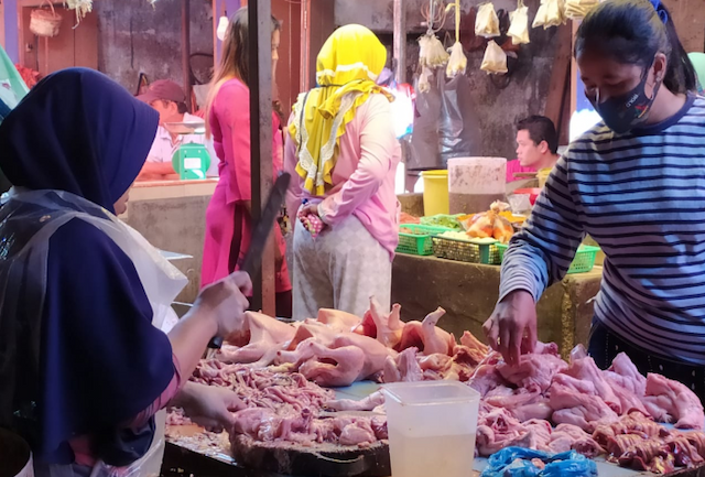 harga_cabai_dan_ayam_potong_merangkak_naik_ini_penjelasan_elpiana_turnip
