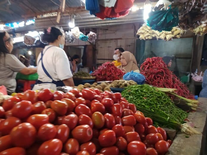 harga_cabai_kembali_naik_bukan_karena_isu_bbm_naik_ternyata_ini_penyebabnya