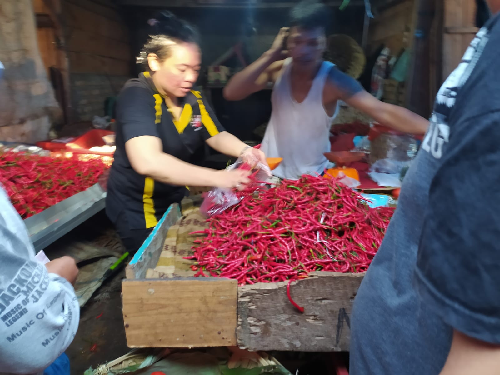 harga_cabai_merah_masih_mahal_di_pasar_tradisional_siantar