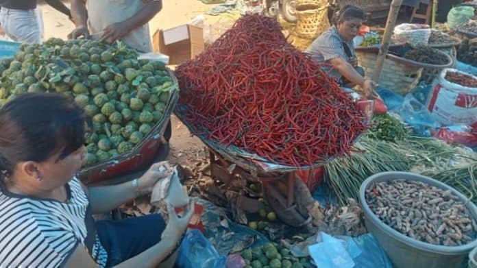 harga_cabai_naik_jelang_tahun_baru_2025_di_toba