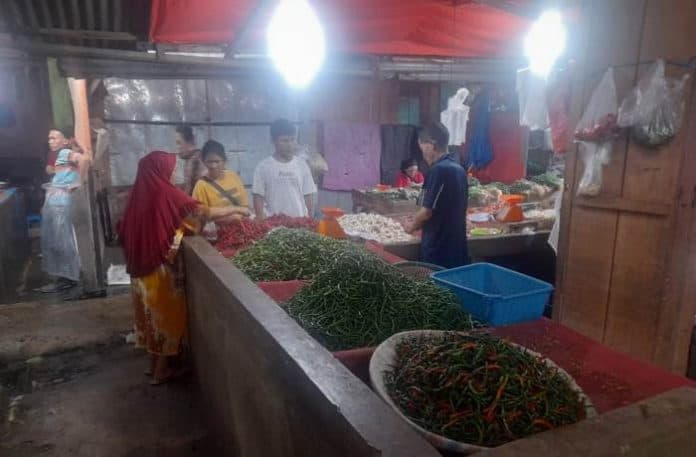 harga_cabai_rawit_melonjak_cabai_merah_terjun_bebas_di_pematangsiantar
