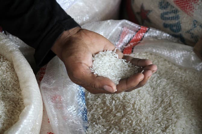 harga_gabah_naik_harga_beras_di_bulog_ikut_terimbas