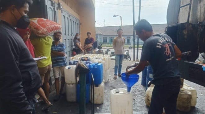 harga_minyak_goreng_di_tebing_tinggi_bervariasi_pasca_het_dicabut