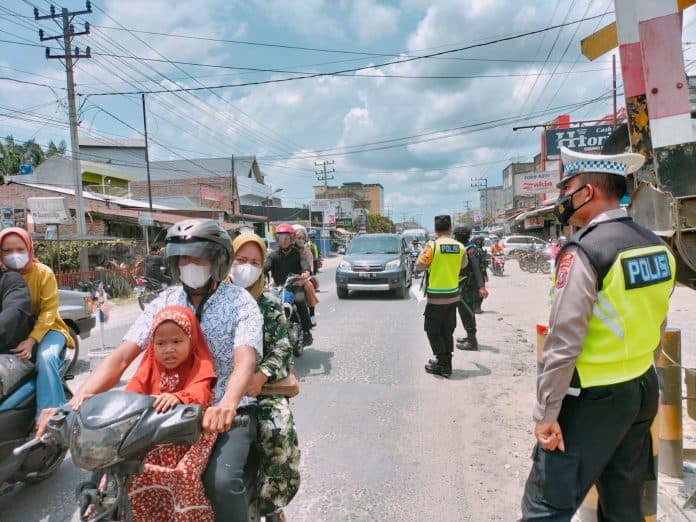 hari_ini_diperkirakan_puncak_arus_balik_lebaran_jalinsum_asahan_mulai_ramai