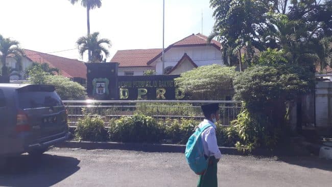 hari_ini_dprd_gelar_rapat_pimpinan_paripurna_pemberhentian_wali_kota_siantar