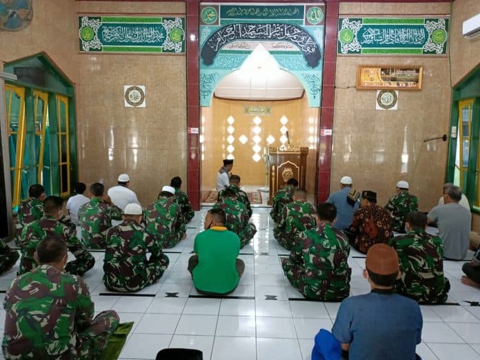hari_kedua_tmmd_dandim_0204ds_doa_bersama_di_mesjid_al_husada