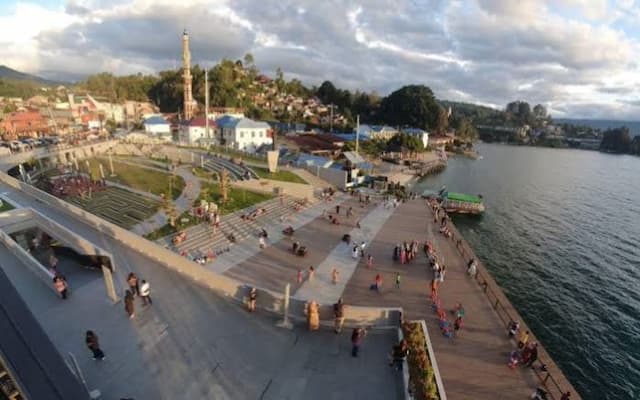 hari_pertama_kejuaraan_f1h20_kunjungan_wisatawan_ke_parapat_masih_minim