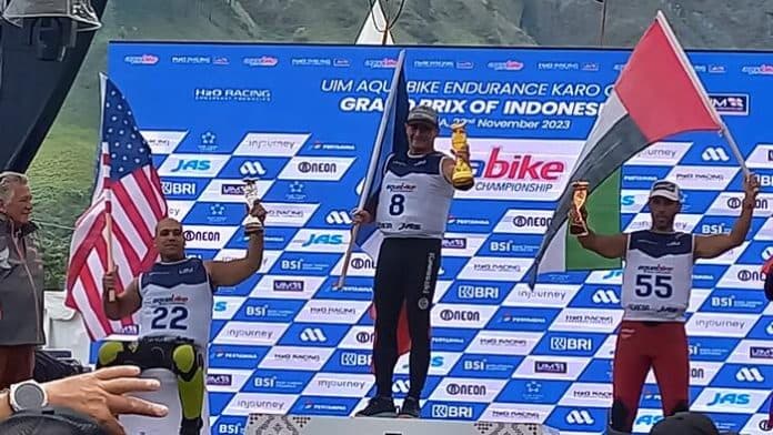 hari_pertama_racer_asal_prancis_juara_aquabike_jatski_setelah_jajal_31_lap
