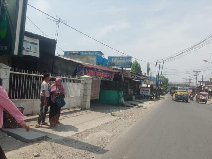 hari_pertama_ramadhan_sejumlah_warung_makanan_di_medan_tutup