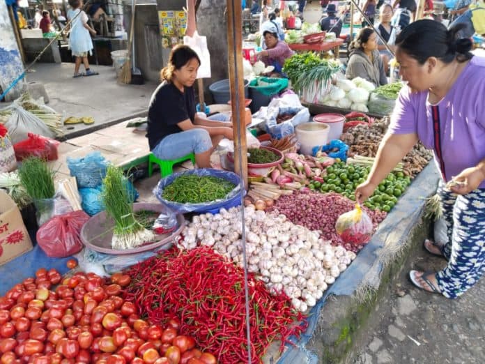 hari_pertama_tahun_2023_harga_cabai_di_siantar_makin_pedas