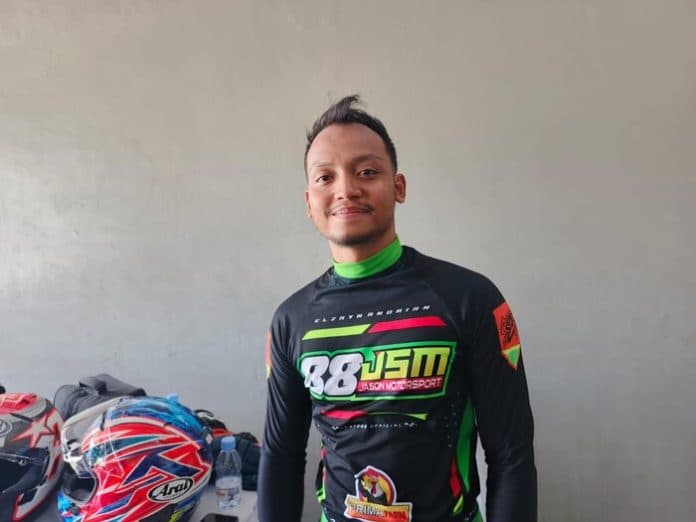 hasil_kualifikasi_balap_motor_pon_xxi_pebalap_sumut_adrian_aritonang_start_posisi_ke_7_besok