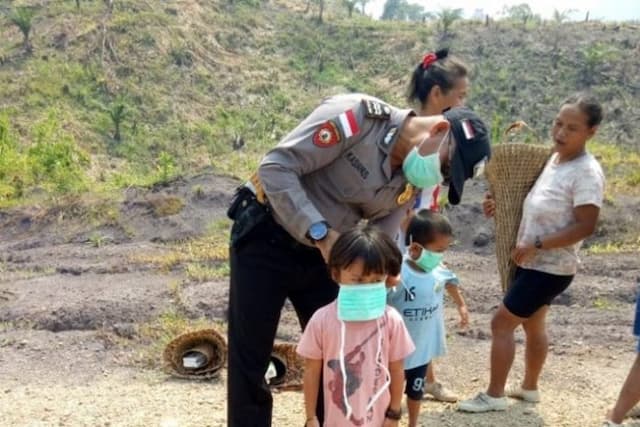 hasil_survei_masyarakat_puji_kinerja_polri_dan_tni_bantu_penanganan_covid_19