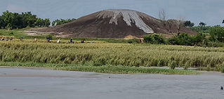 heboh_gunung_berapi_diklaim_muncul_pasca_gempa_bawean