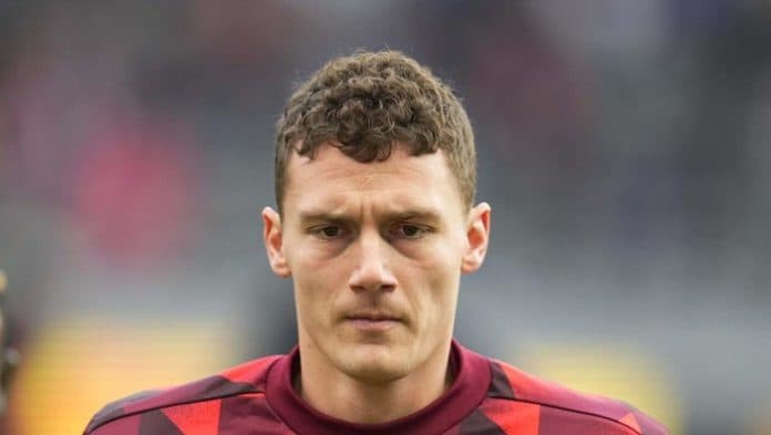 hengkang_dari_bayern_munich_benjamin_pavard_resmi_gabung_inter_milan