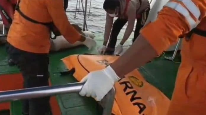 hilang_10_hari_di_perairan_asahan_jasad_abk_asal_tanjung_balai_terbawa_arus_hingga_ke_batu_bara