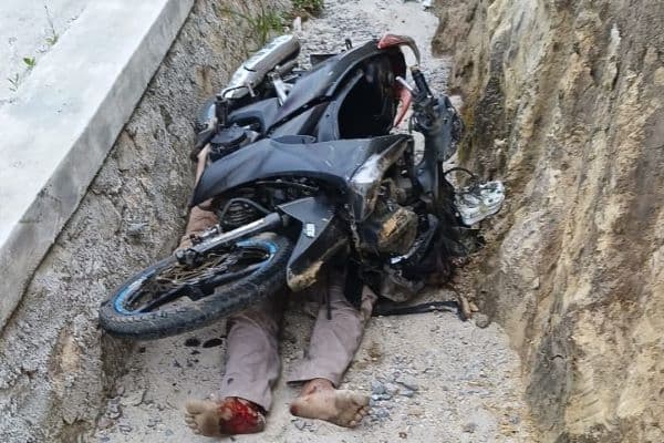 hilang_kendali_hingga_masuk_parit_pengendara_motor_di_siborongborong_tewas