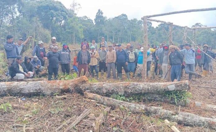 hindari_bentrokan_fisik_meluas_kementerian_lhk_diminta_cabut_izin_hutan_wisata_di_dairi