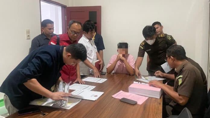 hindari_wajib_pajak_pria_ini_diserahkan_djp_sumut_i_ke_kejari_deli_serdang