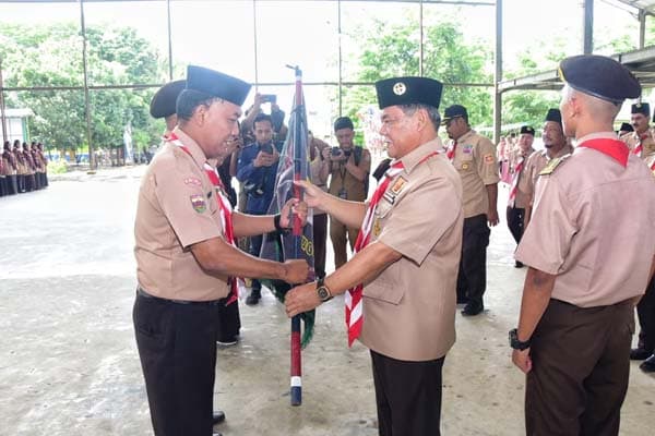 hm_ali_yusuf_siregar_kmd_langkah_awal_jadi_pembina_pramuka