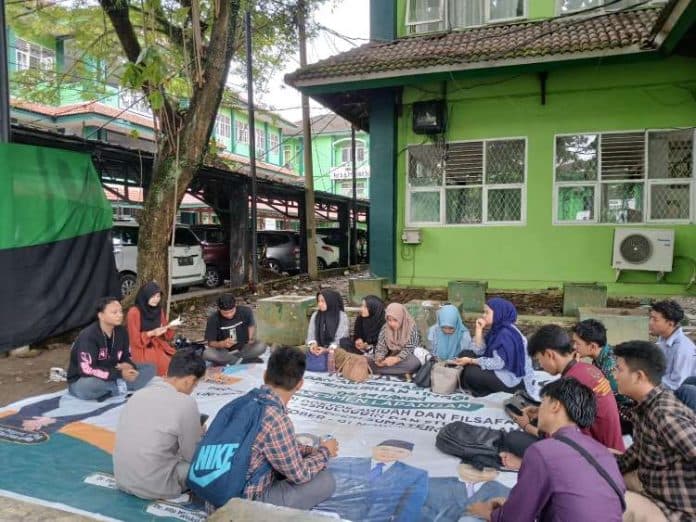 hmi_fsm_uinsu_gelar_diskusi_tentang_faham_stoikisme