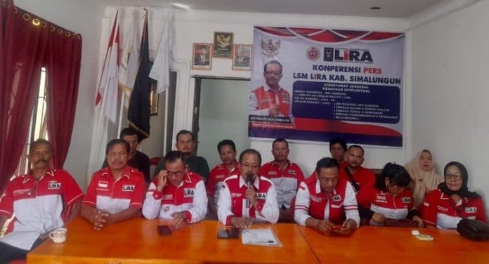 hotman_simbolon_hanya_1_lsm_lira_di_simalungun