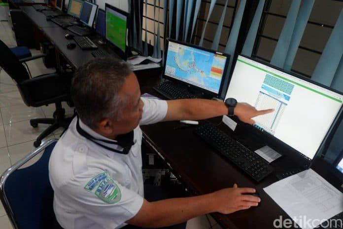 hujan_ringan_diprakirakan_turun_di_sejumlah_kota_besar