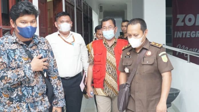 hukuman_diperberat_sekda_samosir_nonaktif_jabiat_sagala_divonis_2_tahun_penjara