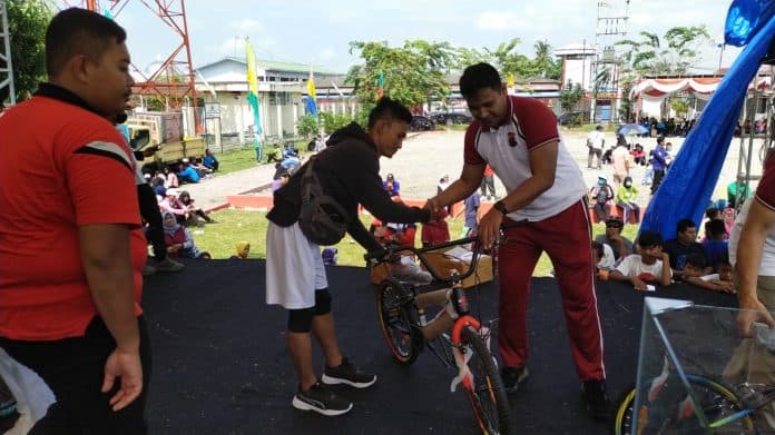 hut_bhayangkara_ke_76_polres_deli_serdang_gelar_sepeda_santai