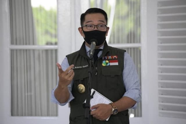ibadah_jemaat_hkbp_di_bekasi_diganggu_sekelompok_massa_ini_komentar_ridwan_kamil
