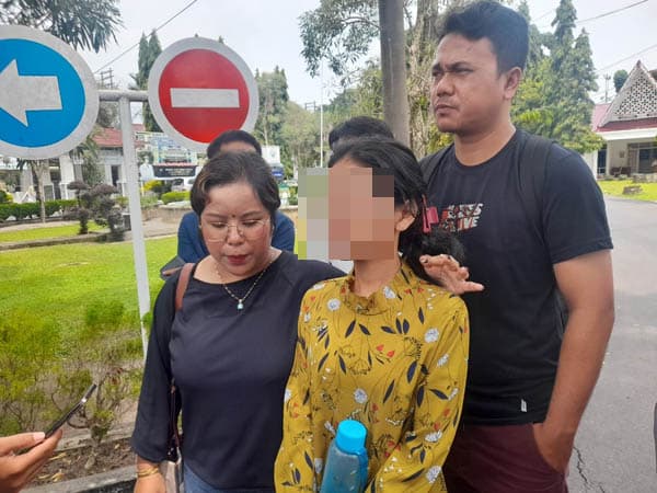 ibu_bocah_korban_kekerasan_seksual_di_siantar_minta_polisi_tangkap_pelaku