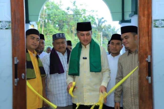 ijeck_resmikan_masjid_al_musannif_ke_44_di_labura