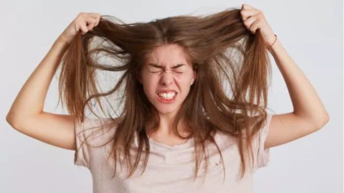 ilmuwan_ungkapkan_penyebab_rasa_sakit_mencabut_rambut