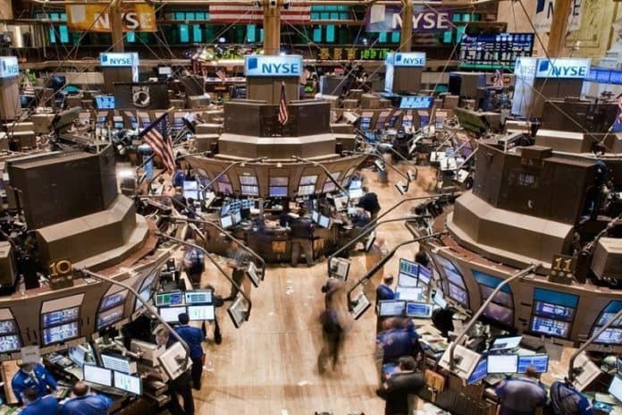 indeks_saham_as_anjlok_hampir_10_persen_terburuk_sejak_1987
