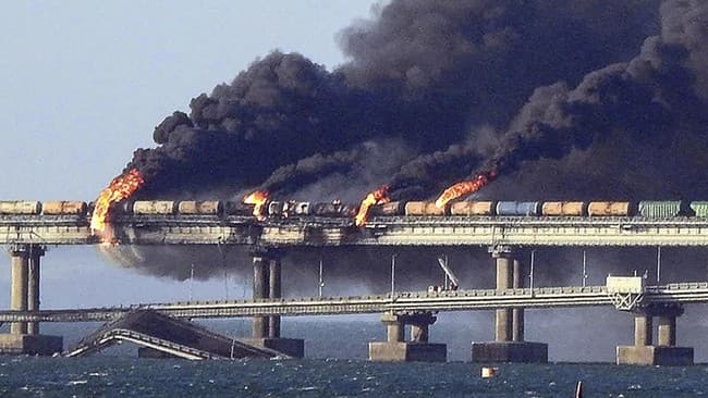 inggris_bantah_terlibat_dalam_penyerangan_jembatan_crimea