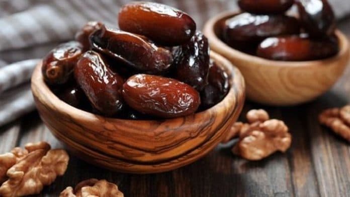 ini_4_hal_yang_perlu_anda_tahu_tentang_kurma_basah_dan_kering
