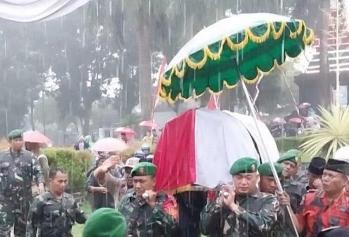 ini_alasan_kpk_soroti_terpidana_korupsi_dimakamkan_di_tmp