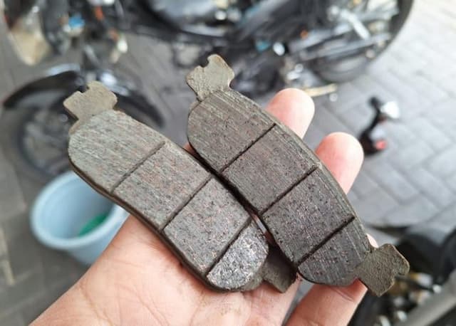 ini_penyebabnya_kampas_rem_masih_tebal_tapi_kurang_pakem